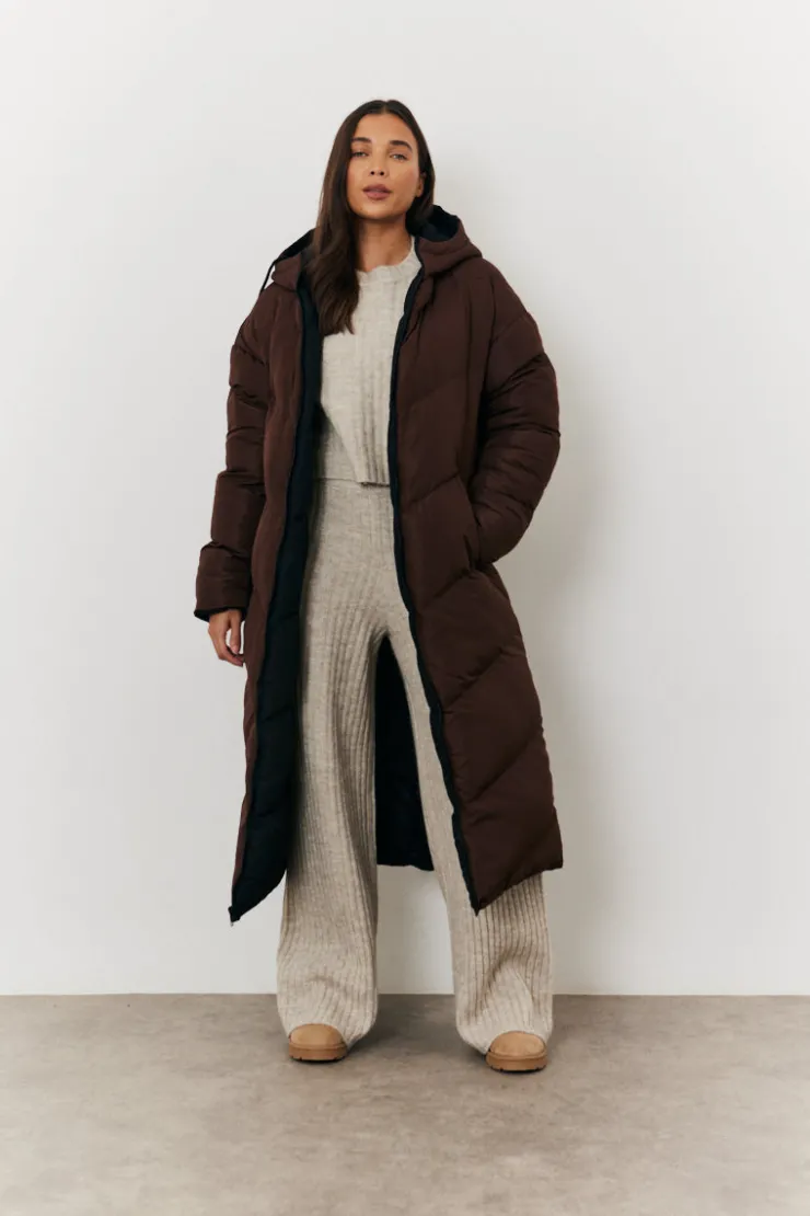 In the Style Reversible Hooded Longline Puffer Coat Chocolate