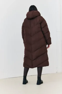 In the Style Reversible Hooded Longline Puffer Coat Chocolate