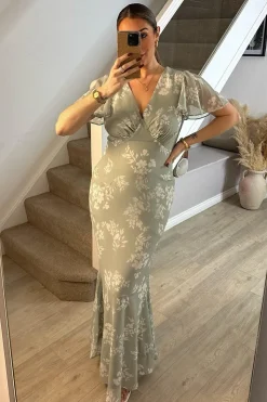 Clearance In The Style Floral Print Chiffon Flutter Sleeve Maxi Dress Sage