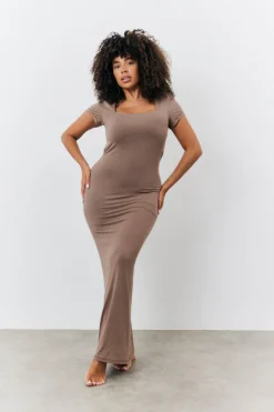 Outlet Fits Sculpting Cap Sleeve Maxi Dress Mocha