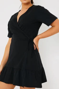 New In The Style Short Sleeve Wrap Swing Dress