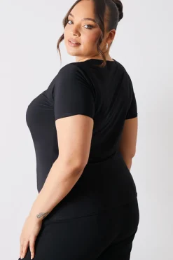 Online In The Style Slinky Twist Front Short Sleeve Top Black