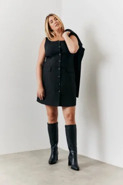 New In the Style Tailored Button Through Mini Dress Black