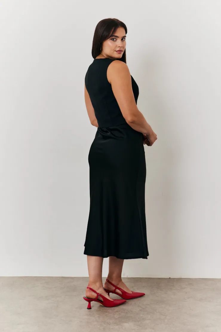 In the Style Tailored Waistcoat Black