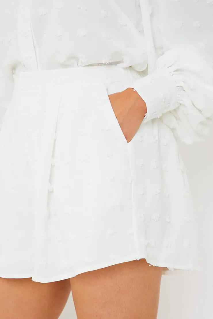 Clearance In the Style Textured Dobby Detail Co-ord Shorts White
