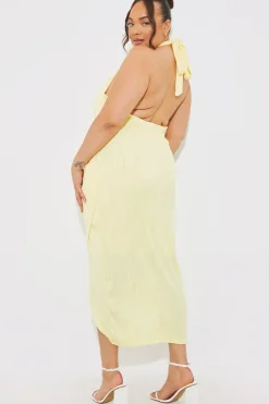 Clearance In the Style Textured Halter Neck Midi Dress Lemon