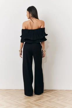 Best In The Style Ultimate Ruffle Bandeau Top Black