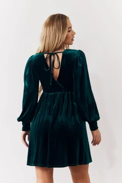 Hot In the Style Velvet Smock Mini Dress Green