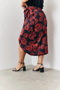 New In The Style Wrap Front Rose Midi Skirt Multicoloured